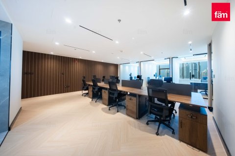 Bureau à Dubai, 163.7 m², № 84883 - photo 8