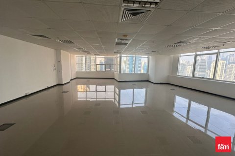 Bureau à Dubai, 102.7 m², № 84885