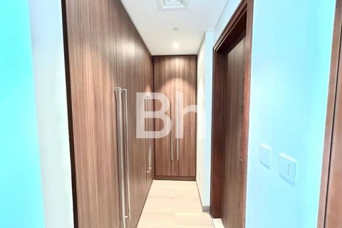 Apartment in Downtown Dubai (Downtown Burj Dubai), Dubai 2 bedrooms, 151 sq.m. № 56394 - photo 7