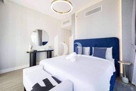 Снять в аренду квартиру в Дубае: 3 спальни, 158м², № 56375 - фото 13