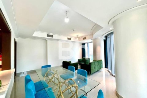 Apartment in Downtown Dubai (Downtown Burj Dubai), Dubai 2 bedrooms, 156 sq.m. № 56372 - photo 12