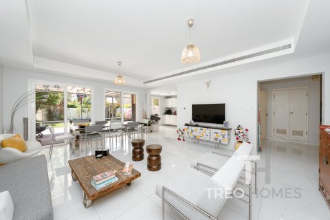 Villa à The Springs, Dubai, 3 chambres, 228 m², № 13551 - photo 4