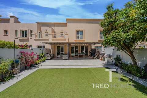 Villa à The Springs, Dubai, 3 chambres, 228 m², № 13551 - photo 1