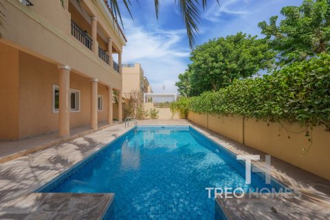 Villa à The Villa, Dubai, 5 chambres, 557 m², № 13546 - photo 1