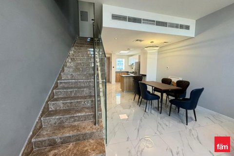 Townhouse in Dubai 2 bedrooms, 121.9 sq.m. № 52277 - photo 7