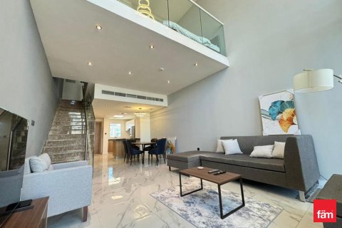 Townhouse in Dubai 2 bedrooms, 121.9 sq.m. № 52277 - photo 1