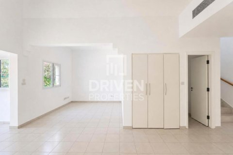 Villa à The Lakes, Dubai, 3 chambres, 436.74 m², № 129901 - photo 19