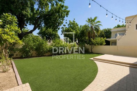 Villa à The Lakes, Dubai, 3 chambres, 436.74 m², № 129901 - photo 3