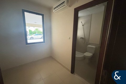 Villa in Mira, Reem, Dubai 3 bedrooms, 216 sq.m. № 91536 - photo 15