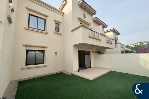 Villa in Mira, Reem, Dubai 3 bedrooms, 216 sq.m. № 91536 - photo 2