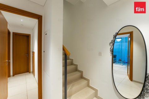 Apartment in Dubai 2 bedrooms, 170.4 sq.m. № 95768 - photo 9