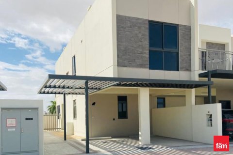 Adosado en Dubai, 3 dormitorios, 174.8 m², № 83595 - foto 3