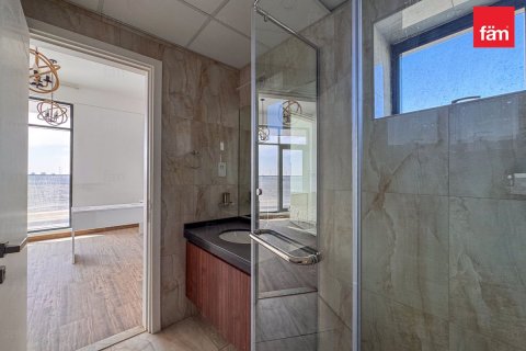 Купить квартиру в Дубае: 3 спальни, 155.3м², № 83606 - фото 24