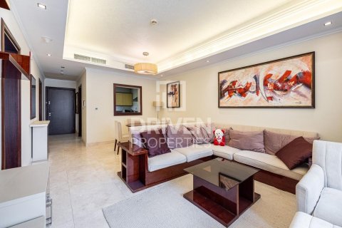 Apartamento en Palm Jumeirah, Dubai, 1 dormitorio, 103 m², № 20774 - foto 1