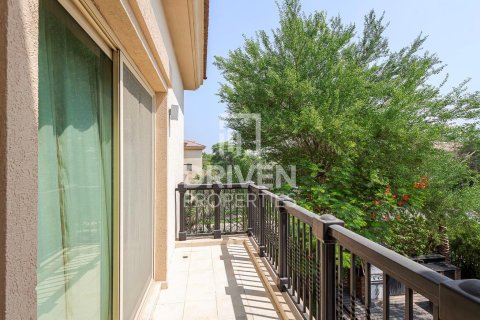 Villa in Jumeirah Islands, Dubai 4 bedrooms, 1026 sq.m. № 20777 - photo 25