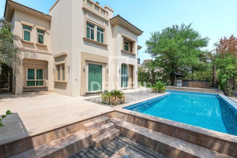 Villa in Jumeirah Islands, Dubai 4 bedrooms, 1026 sq.m. № 20777 - photo 28