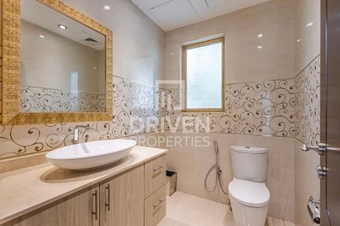 Villa in Jumeirah Islands, Dubai 4 bedrooms, 1026 sq.m. № 20777 - photo 8