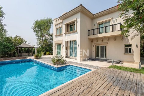 Villa in Jumeirah Islands, Dubai 4 bedrooms, 1026 sq.m. № 20777 - photo 15