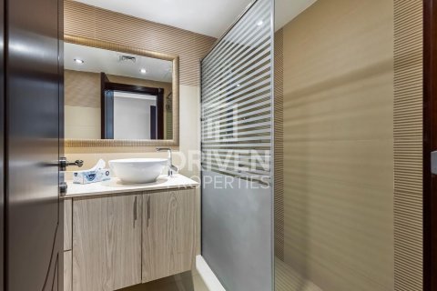 Villa in Jumeirah Islands, Dubai 4 bedrooms, 1026 sq.m. № 20777 - photo 24