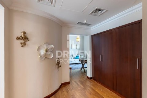Villa in Jumeirah Islands, Dubai 4 bedrooms, 1026 sq.m. № 20777 - photo 11