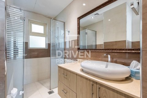 Villa in Jumeirah Islands, Dubai 4 bedrooms, 1026 sq.m. № 20777 - photo 21