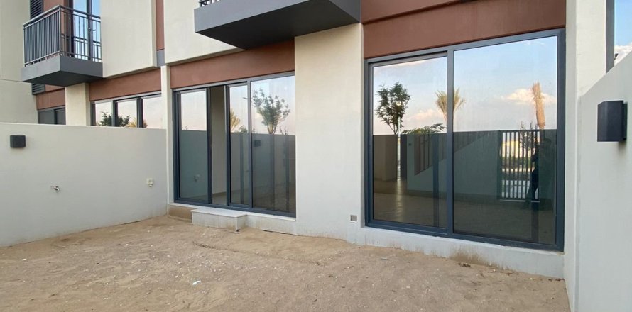 Villa à Dubai, 3 chambres, 180 m², № 84812