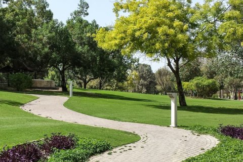 Al Garhoud - photo 4