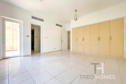 Villa in The Springs, Dubai 3 bedrooms, 228 sq.m. № 16360 - photo 13
