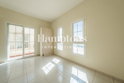 Adosado en Springs 6, The Springs, Dubai, 2 dormitorios, 171.22022900 m², № 113140 - foto 4