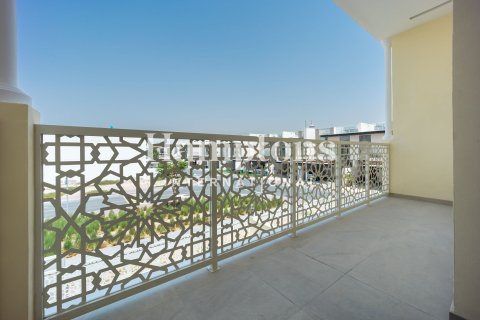 Снять в аренду таунхаус в Murooj Al Furjan, Al Furjan, Дубай: 4 спальни, 202.31021795м², № 113137 - фото 14