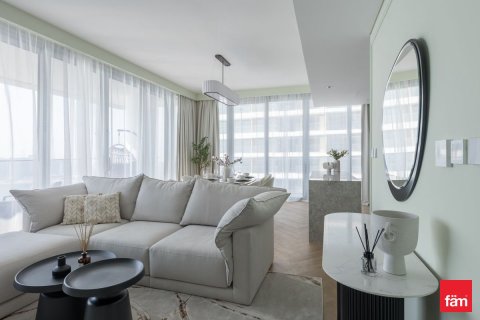 Apartment in Dubai Harbour, Dubai 3 bedrooms, 177.5 sq.m. № 59763 - photo 1