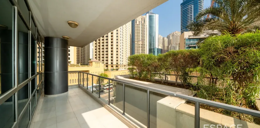 Apartment in Marina Quay West, Dubai Marina, Dubai 2 bedrooms, 122 sq.m. № 62092