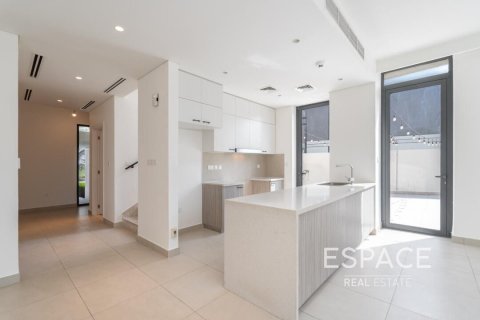 Снять в аренду виллу в Club Villas at Dubai Hills, Дубай Хилс Эстейт, Дубай: 3 спальни, 273м², № 62078 - фото 4