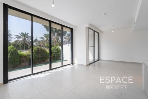 Снять в аренду виллу в Club Villas at Dubai Hills, Дубай Хилс Эстейт, Дубай: 3 спальни, 273м², № 62078 - фото 12