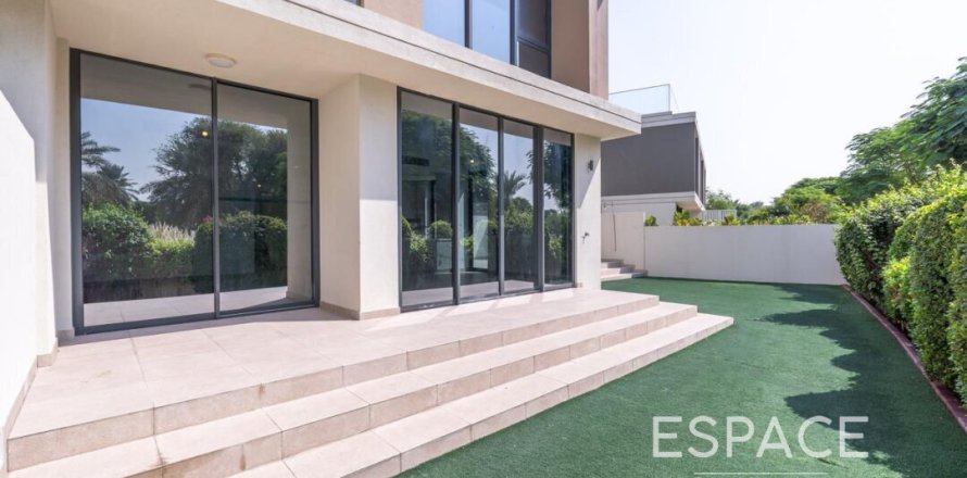 Вилла в Club Villas at Dubai Hills, Дубай Хилс Эстейт, Дубай, 3 спальни, 273м², № 62078