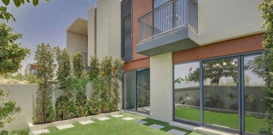 Maison de ville à Dubai, 3 chambres, 180 m², № 97882