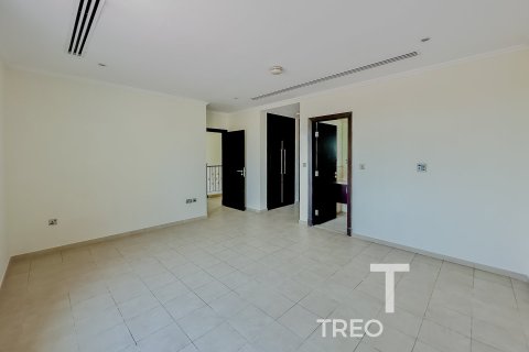 Купить виллу в Legacy, Jumeirah Park, Дубай: 4 спальни, 403м², № 13360 - фото 16