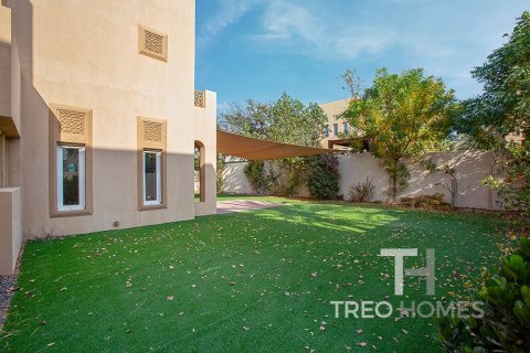 Villa en Arabian Ranches, Dubai, 5 dormitorios, 394 m², № 13357 - foto 6