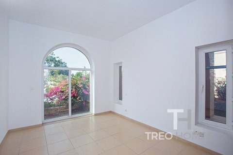 Villa en Arabian Ranches, Dubai, 5 dormitorios, 394 m², № 13357 - foto 14