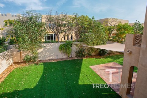 Villa en Arabian Ranches, Dubai, 5 dormitorios, 394 m², № 13357 - foto 7