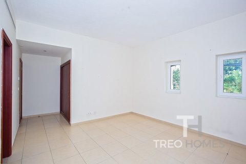 Villa en Arabian Ranches, Dubai, 5 dormitorios, 394 m², № 13357 - foto 20