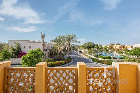Villa en Arabian Ranches, Dubai, 5 dormitorios, 394 m², № 13357 - foto 24