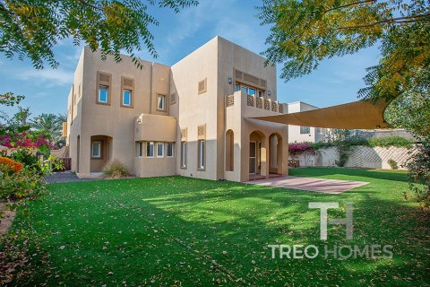 Villa en Arabian Ranches, Dubai, 5 dormitorios, 394 m², № 13357 - foto 3