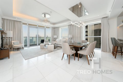 Apartment in Burj Khalifa, Dubai 3 bedrooms, 186 sq.m. № 13351 - photo 2