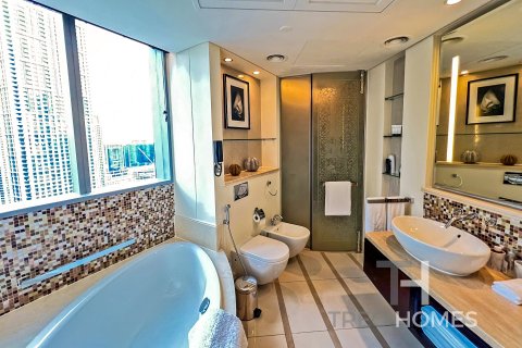 Купить квартиру в Бурдж-Халифе, Дубай: 2 спальни, 172м², № 13355 - фото 15