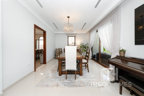 Villa in Rosa, Arabian Ranches 2, Dubai 4 bedrooms, 404 sq.m. № 13356 - photo 11