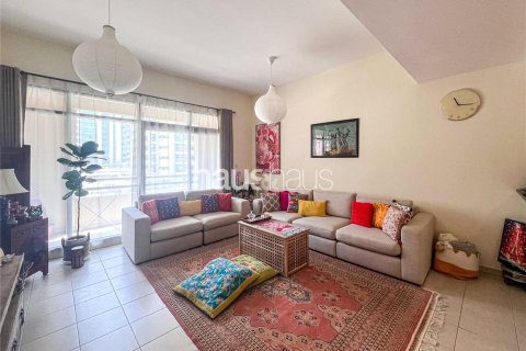Снять в аренду квартиру в Greens, Дубай: 3 спальни, 153м², № 44869 - фото 1