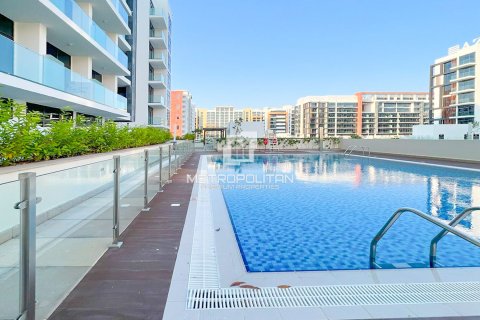 Apartment in Meydan, Dubai 33 sq.m. № 15728 - photo 1