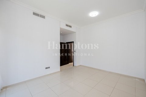 Снять в аренду виллу в DAMAC Hills (Akoya by DAMAC), Дубай: 5 спален, 640.00876700м², № 63587 - фото 19