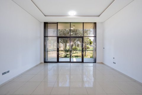 Снять в аренду виллу в DAMAC Hills (Akoya by DAMAC), Дубай: 5 спален, 640.00876700м², № 63587 - фото 23